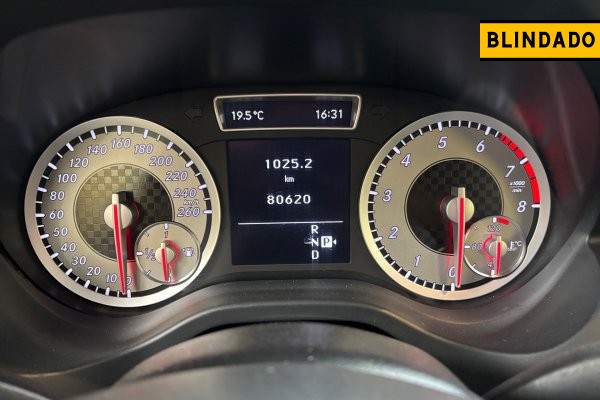 MERCEDES-BENZ A 200 1.6 TURBO URBAN 16V GASOLINA 4P AUTOMÁTICO 2013/2013